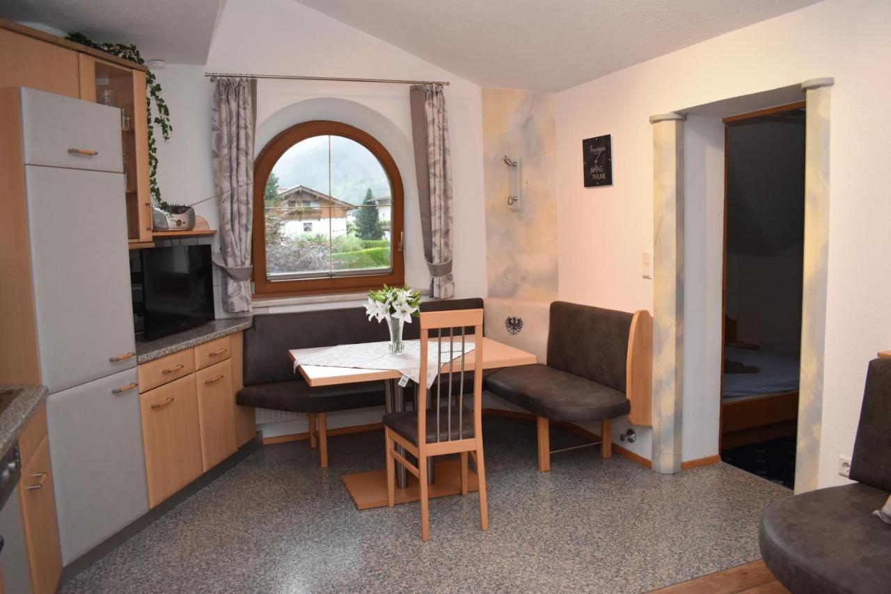 Haus Egger Lägenhet Neustift im Stubaital Exteriör bild