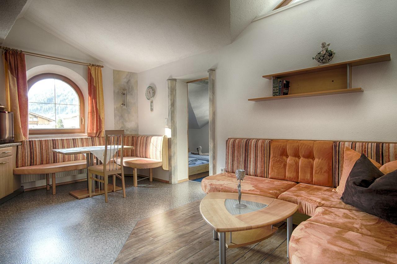 Haus Egger Lägenhet Neustift im Stubaital Exteriör bild